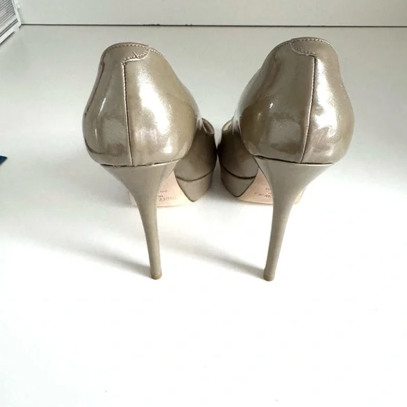 Jimmy Choo Crown Beige Khaki Patent Leather Peep Toe Platform Heels size 5.5 - Picture 10 of 16